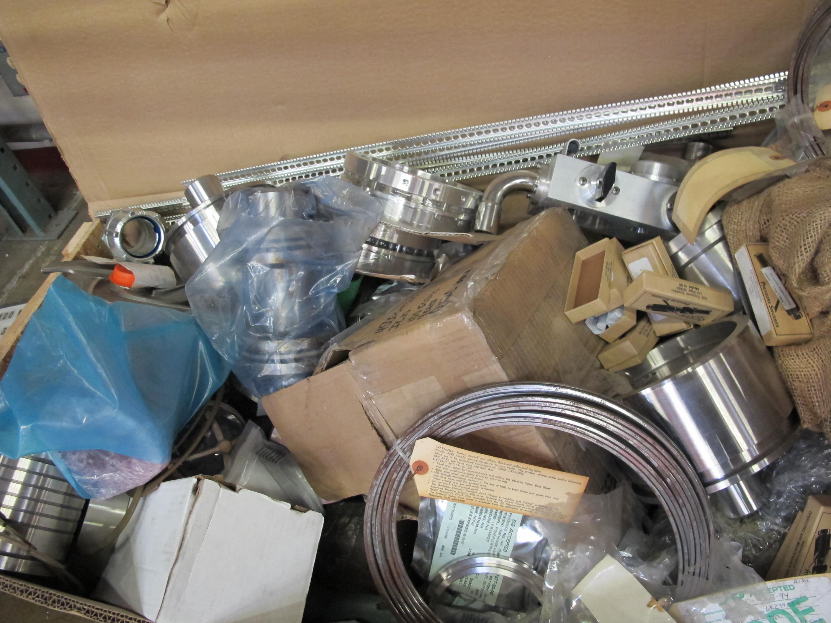 (5 PALLETS) DID SOMEONE SAY SCRAP METAL? MISC STL AND METAL PARTS. LOADING & HANDLING FEE $30-4616